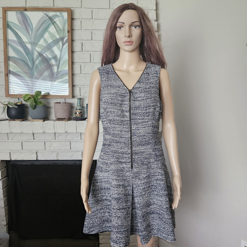 Theory Sleeveless  Dress Midi Zip Front V Neck